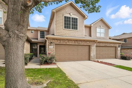 921 Englewood Ln, Plano, TX, 75025-3477 | Card Image