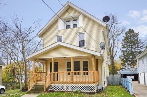 692 Blanche St, Akron, OH, 44307-1656 | Card Image