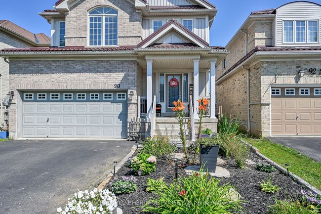 90 Barrett Ave, House other with 4 bedrooms, 4 bathrooms and 4 parking in Brantford ON | Image 2