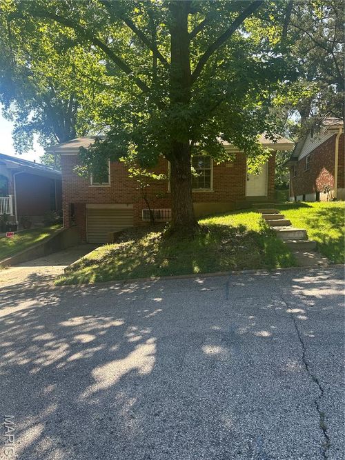 4116 Ammann Ln, Saint Louis, MO, 63121-3102 | Card Image