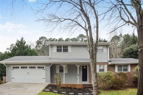 1285 Earle Ct Se, Conyers, GA, 30013-1730 | Card Image