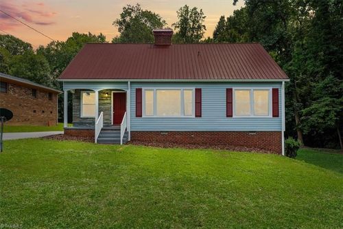 255 Liberty St, Asheboro, NC, 27203-4628 | Card Image