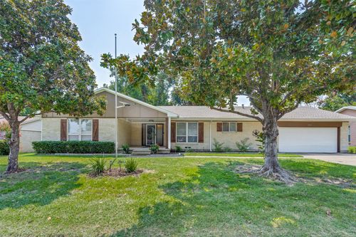 1812 17th St, Plano, TX, 75074-6417 | Card Image