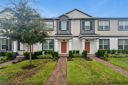 827 Creeping Fig St, APOPKA, FL, 32703-7093 | Card Image