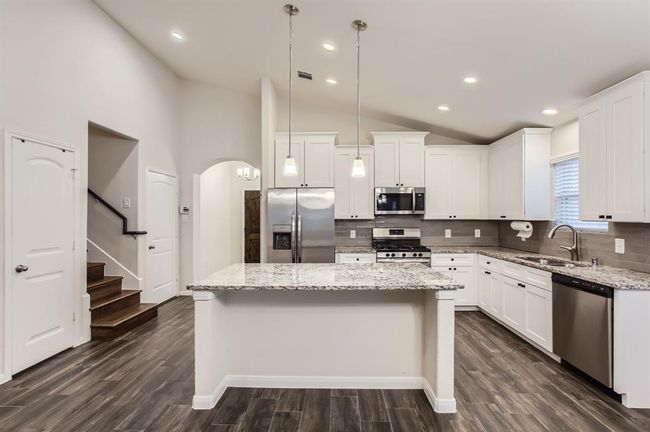 Kitchen | Image 18