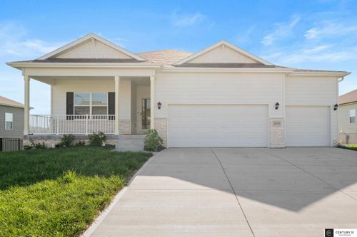 8519 S 63rd St, Papillion, NE, 68157-2268 | Card Image