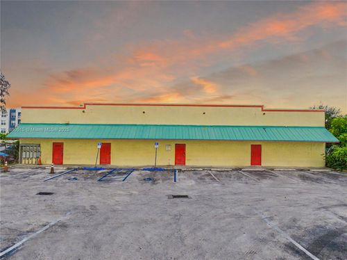 27330 S Dixie Hwy, Homestead, FL, 33032-8211 | Card Image