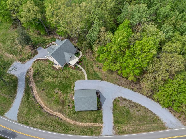 4122 Highway 49 W, House other with 5 bedrooms, 4 bathrooms and 2 parking in Vanleer TN | Image 66
