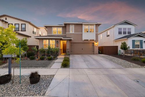 1570 Mcclure St, Woodland, CA, 95776-5629 | Card Image