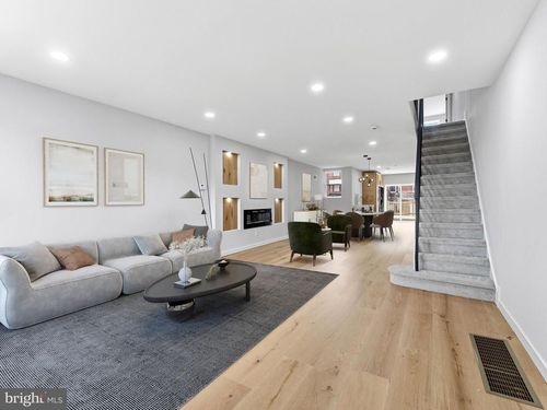 2371 78th Ave, PHILADELPHIA, PA, 19150-1811 | Card Image