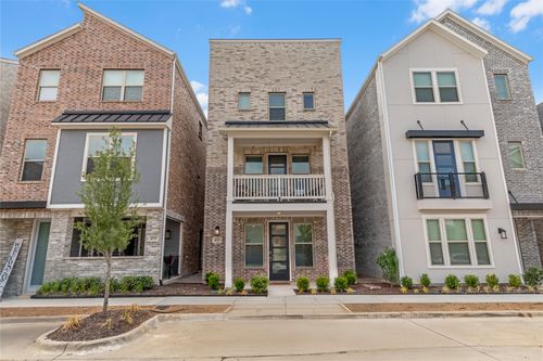 4533 Ward St, North Richland Hills, TX, 76180-8050 | Card Image