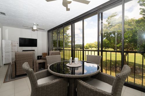 4-11570 Briarwood Cir, Boynton Beach, FL, 33437-1953 | Card Image