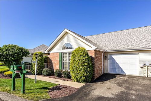 319 Overview Cir, Greensburg, PA, 15601-1275 | Card Image