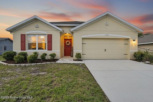 1718 Pace Dr Nw, Palm Bay, FL, 32907-7067 | Card Image