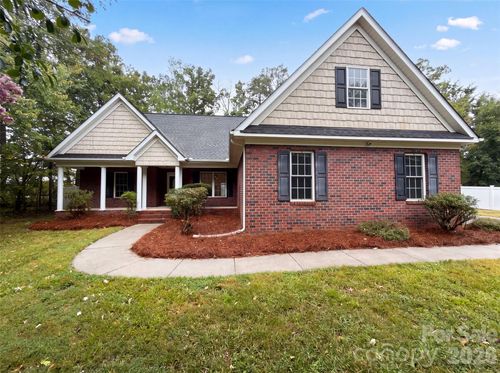 2037 Olde Towne Dr, Monroe, NC, 28110-8806 | Card Image