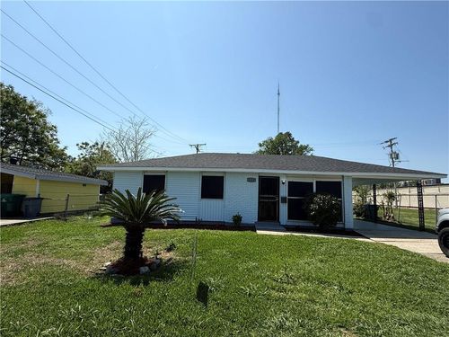 1810 Stumpf Blvd, Gretna, LA, 70056-2720 | Card Image