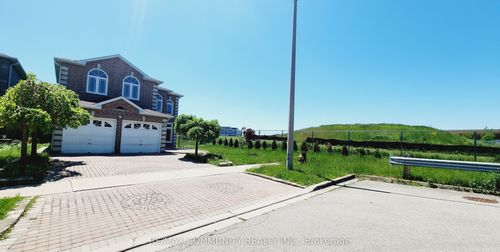 main-61 Chartway Blvd, Scarborough, ON, M1C5J1 | Card Image