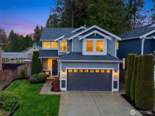 8225 1st Pl Se, Lake Stevens, WA, 98258-3351 | Card Image