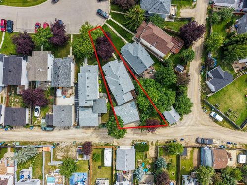 32 Country Hills Mews Nw, Calgary, AB, T3K4S4 | Card Image
