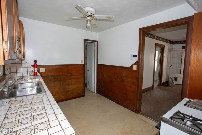 122 Wesley Ave, House other with 2 bedrooms, 1 bathrooms and null parking in Youngstown OH | Image 13