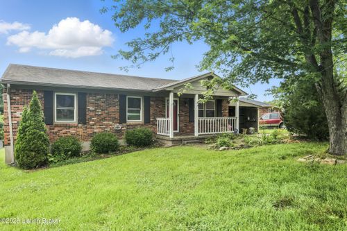 1306 Heatherbourne Dr, La Grange, KY, 40031-9507 | Card Image
