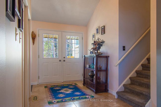 1072 Kippawa Point Lane, House other with 5 bedrooms, 3 bathrooms and 8 parking in Sharbot Lake ON | Image 7