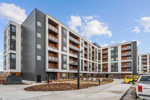 3218-8500 19 Ave Se, Calgary, AB, T2A0M8 | Card Image