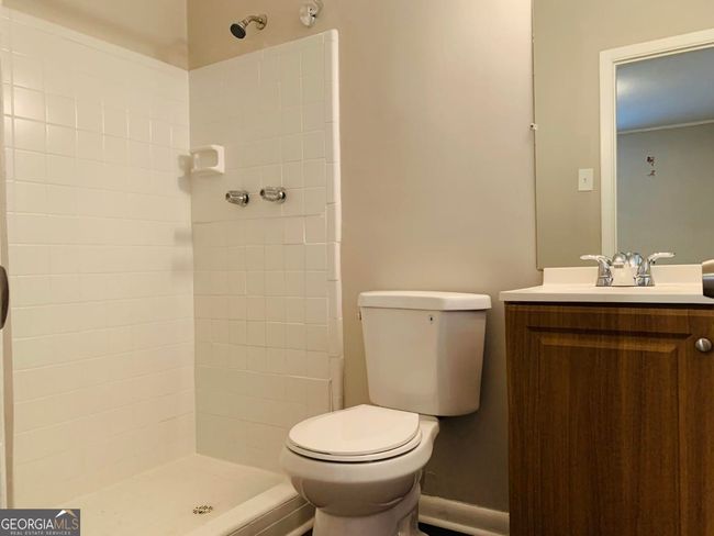 B - 1069 Laurel Ln Nw, Home with 3 bedrooms, 2 bathrooms and 2 parking in Conyers GA | Image 27
