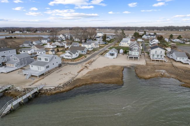 15 Buckingham Ave, House other with 3 bedrooms, 3 bathrooms and 4 parking in Old Saybrook CT | Image 36