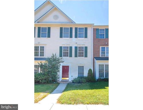 42821 Pilgrim Sq, CHANTILLY, VA, 20152-3929 | Card Image