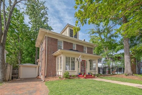 625 Fairmont St, Greensboro, NC, 27401-1921 | Card Image