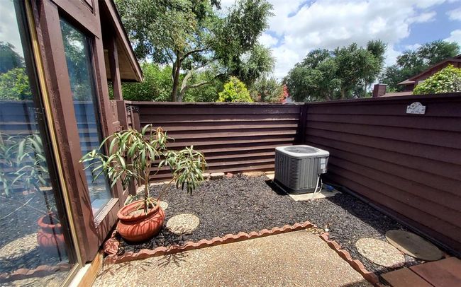 APT-228 - 2611 Grants Lake Blvd, Townhouse with 2 bedrooms, 1 bathrooms and 1 parking in Sugar Land TX | Image 48