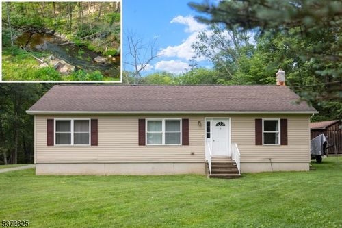 3 Black Bear Dr, Montague, NJ, 07827-3434 | Card Image