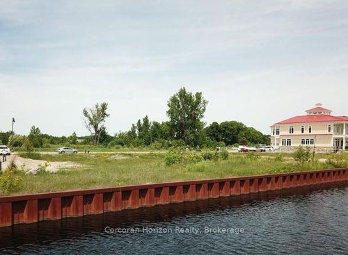 19 Dock Lane, Port Mcnicoll, ON, L0K1R0 | Card Image