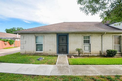 7323 Cook Rd, Houston, TX, 77072-2232 | Card Image