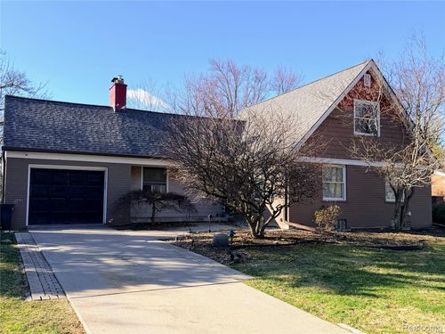 1648 Yorkshire Rd, Birmingham, MI, 48009-7416 | Card Image