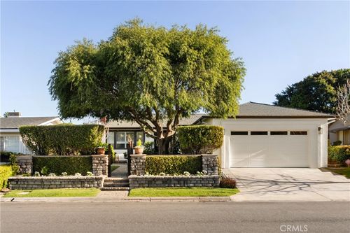 453 Seaward Rd, Corona Del Mar, CA, 92625-2617 | Card Image