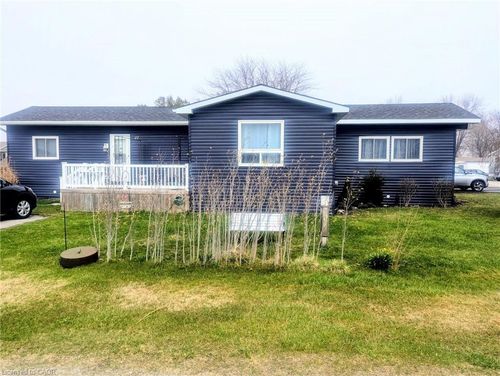 27 Cranberry Dr, Goderich, ON, N7A3Y3 | Card Image