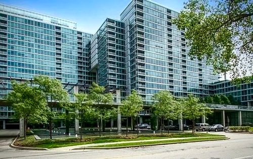 unit-512-9725 Woods Dr, Skokie, IL, 60077-4450 | Card Image
