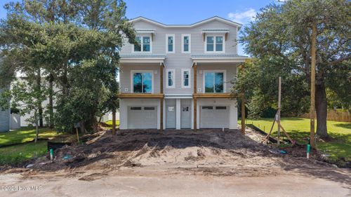 2-305 Birmingham Ave, Carolina Beach, NC, 28428-5324 | Card Image