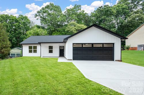 505 Randa Dr, Statesville, NC, 28625-5573 | Card Image