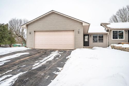 113 N Ida St, Ellsworth, WI, 54011-9019 | Card Image