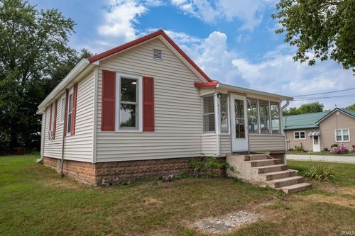 411 N Franklin Street, Mentone, IN, 46539-9709 | Card Image