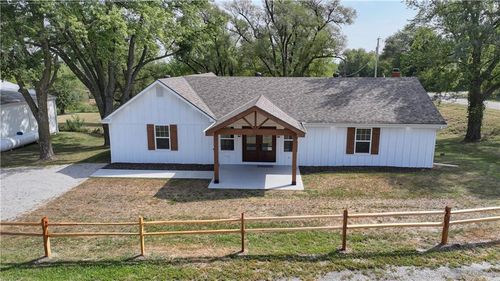 17391 Se State Route 371, Faucett, MO, 64448-7160 | Card Image