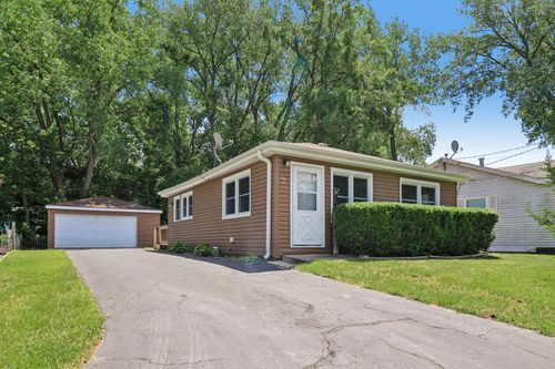 91 Bay Rd, Fox Lake, IL, 60020-1706 | Card Image