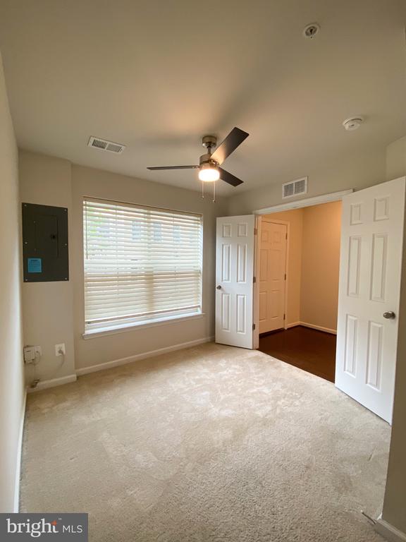 Residential Lease in BELTSVILLE 5