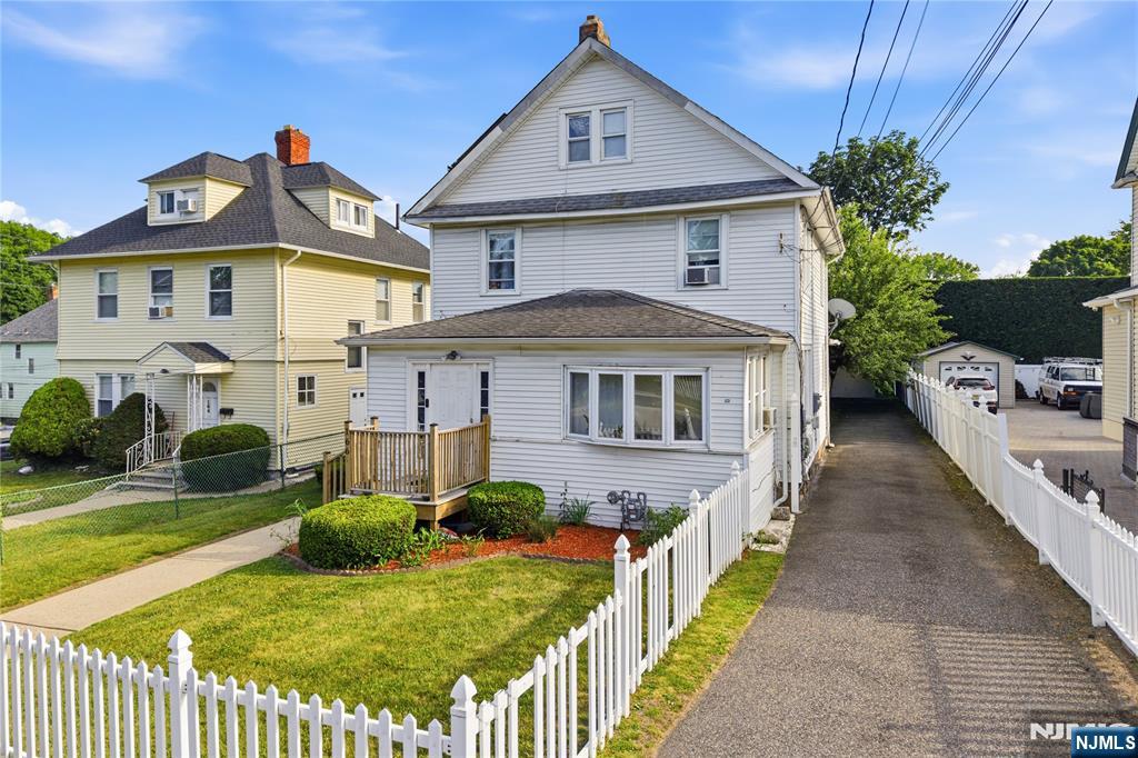 Residential in Englewood 2