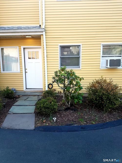 2-72 Maple Tree Ave, Stamford, CT, 06906-2210 | Card Image
