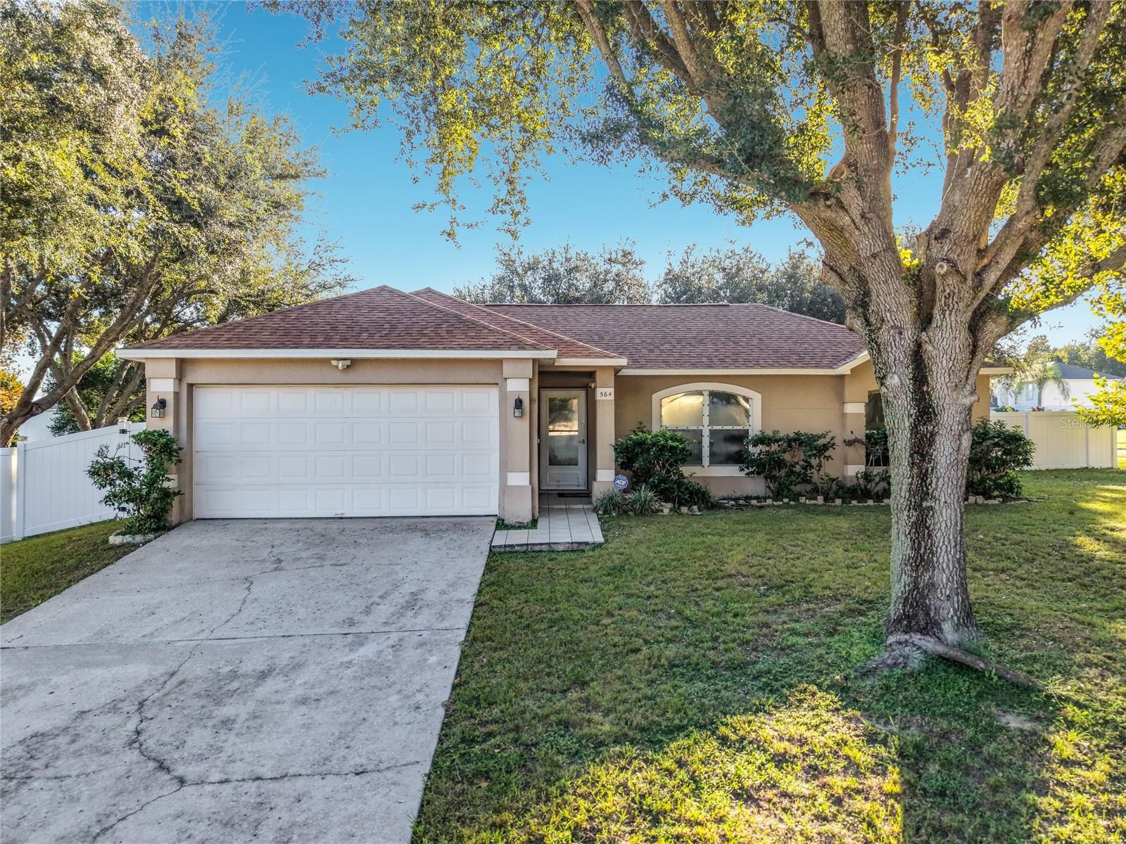 Residential in MINNEOLA