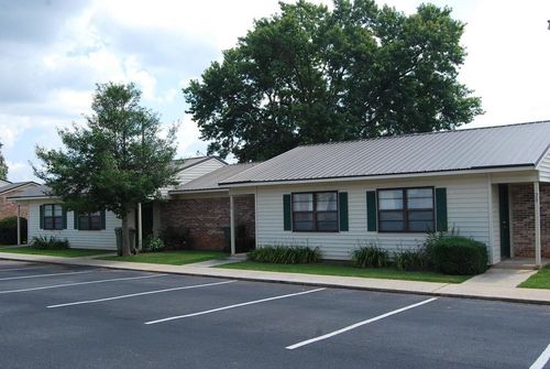 491 E College St, Lineville, AL, 36266-4506 | Card Image
